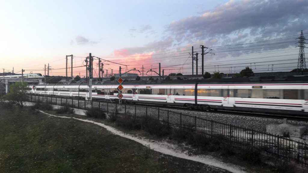 Las barandillas ferroviarias tipo ADIF